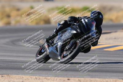 media/Dec-10-2023-SoCal Trackdays (Sun) [[0ce70f5433]]/Turn 4 (1145am)/